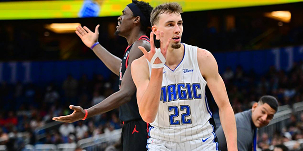 使得对手防 使得对手防